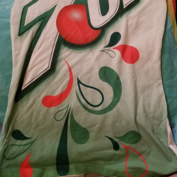 Diet 7 Up Tshirt - Picture 2 of 3